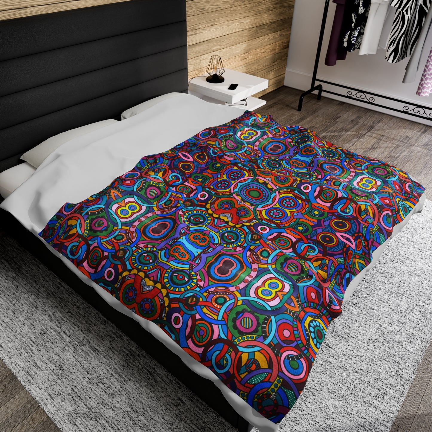 Velveteen Plush Blanket - No. 221 - 'Interlinked'