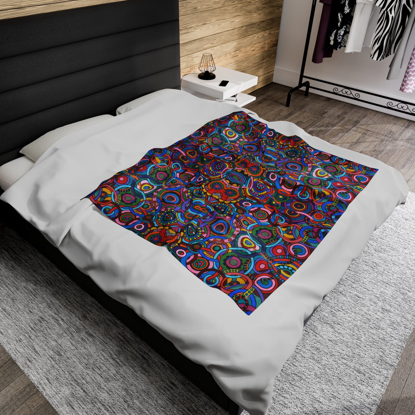 Velveteen Plush Blanket - No. 221 - 'Interlinked'