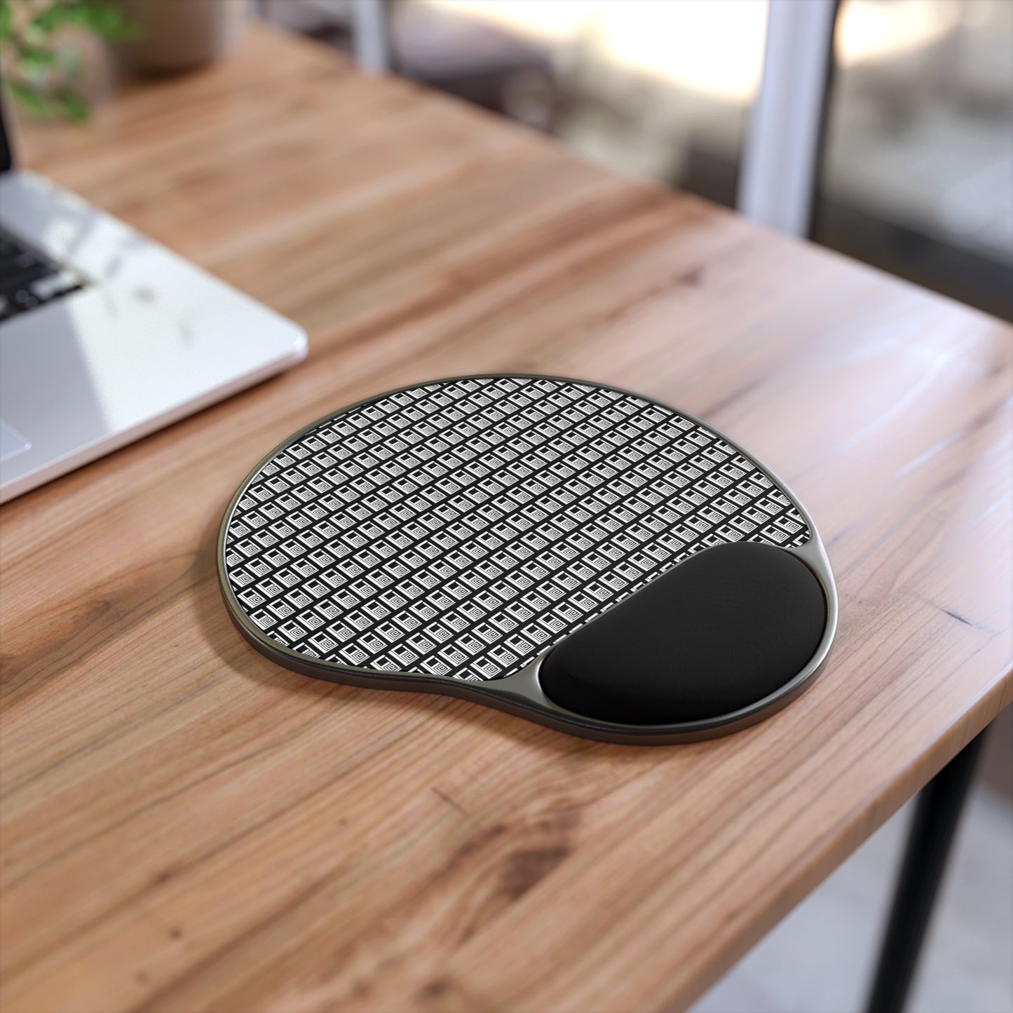 Mouse Pad With Wrist Rest - No. 000BK