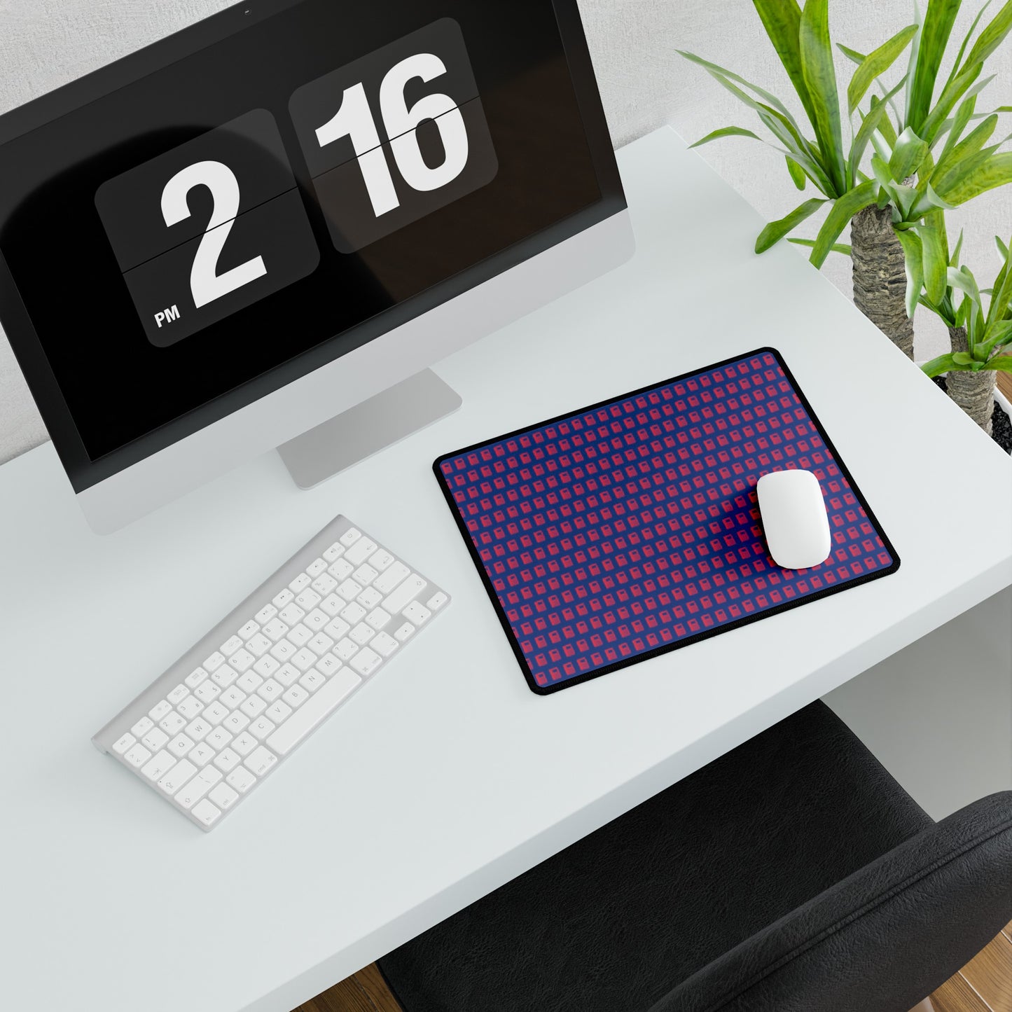 Large, Medium & Small Desk / Mouse Mat - No. 000NY