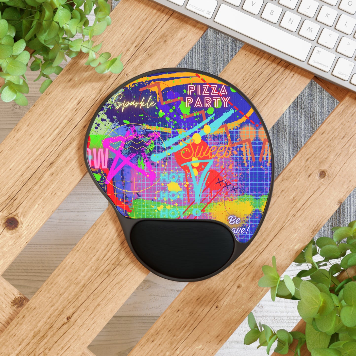 Mouse Pad With Wrist Rest - No. 232 - Pizza Party