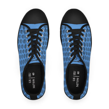 Women's Low Top Sneakers - PUG
